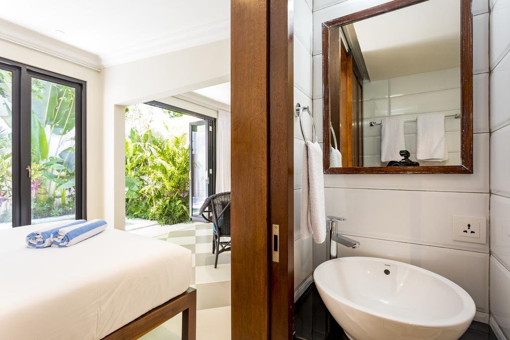 Villa Zak Seminyak  Luaran gambar